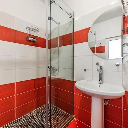 The Comfort Jedas By Ps Apartment Durres